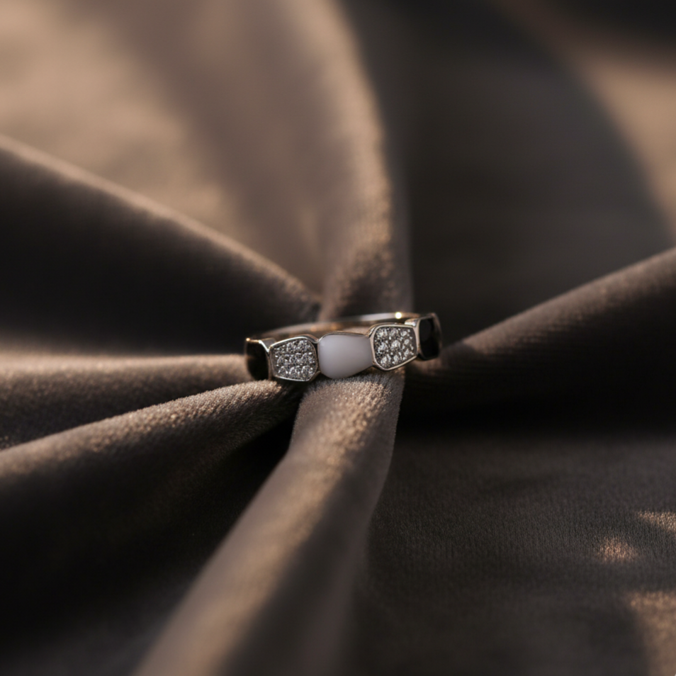 Shelby - Scallop Ring